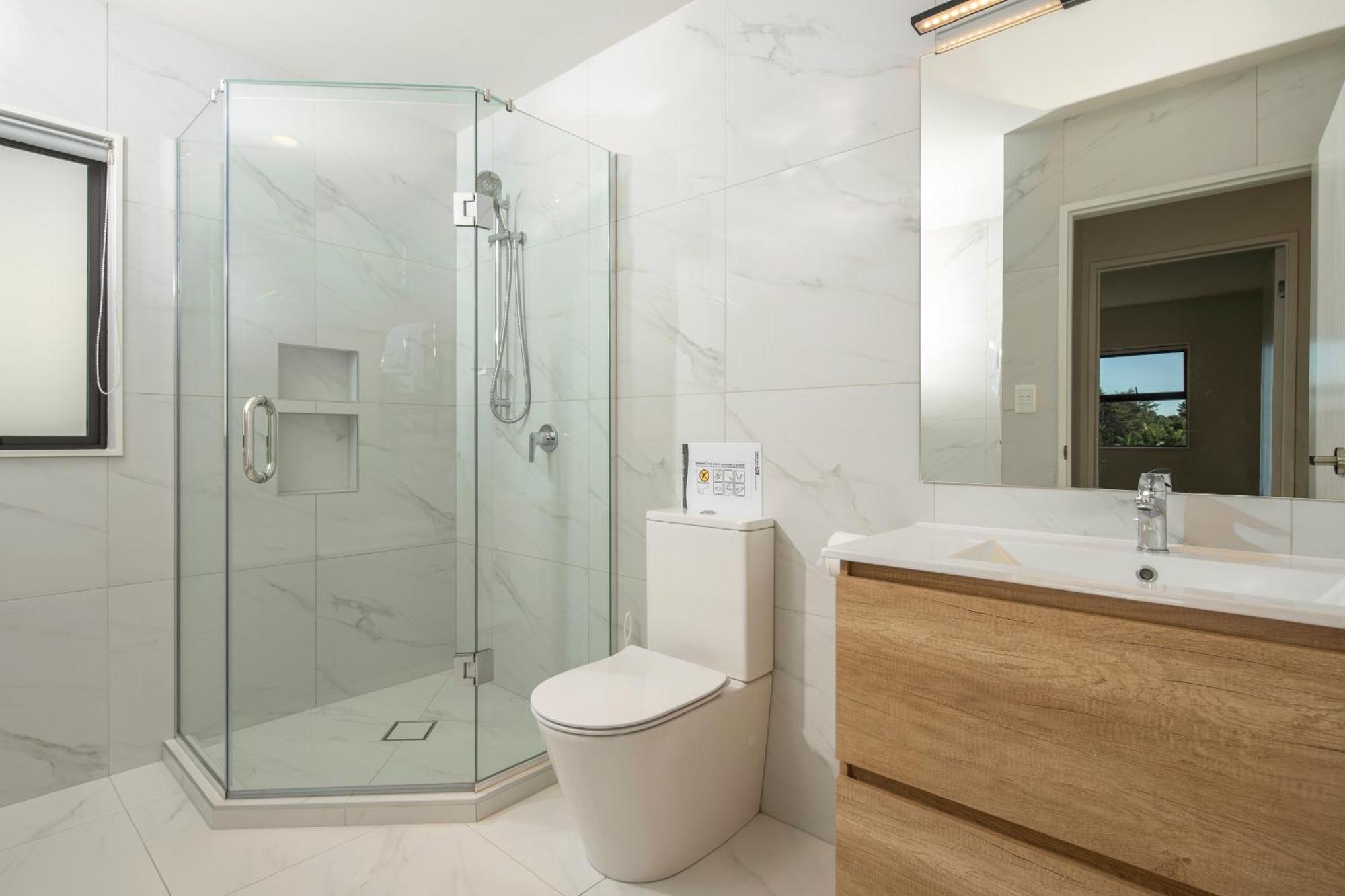 Modern Immaculate Residence In Mount Wellington Окленд Экстерьер фото